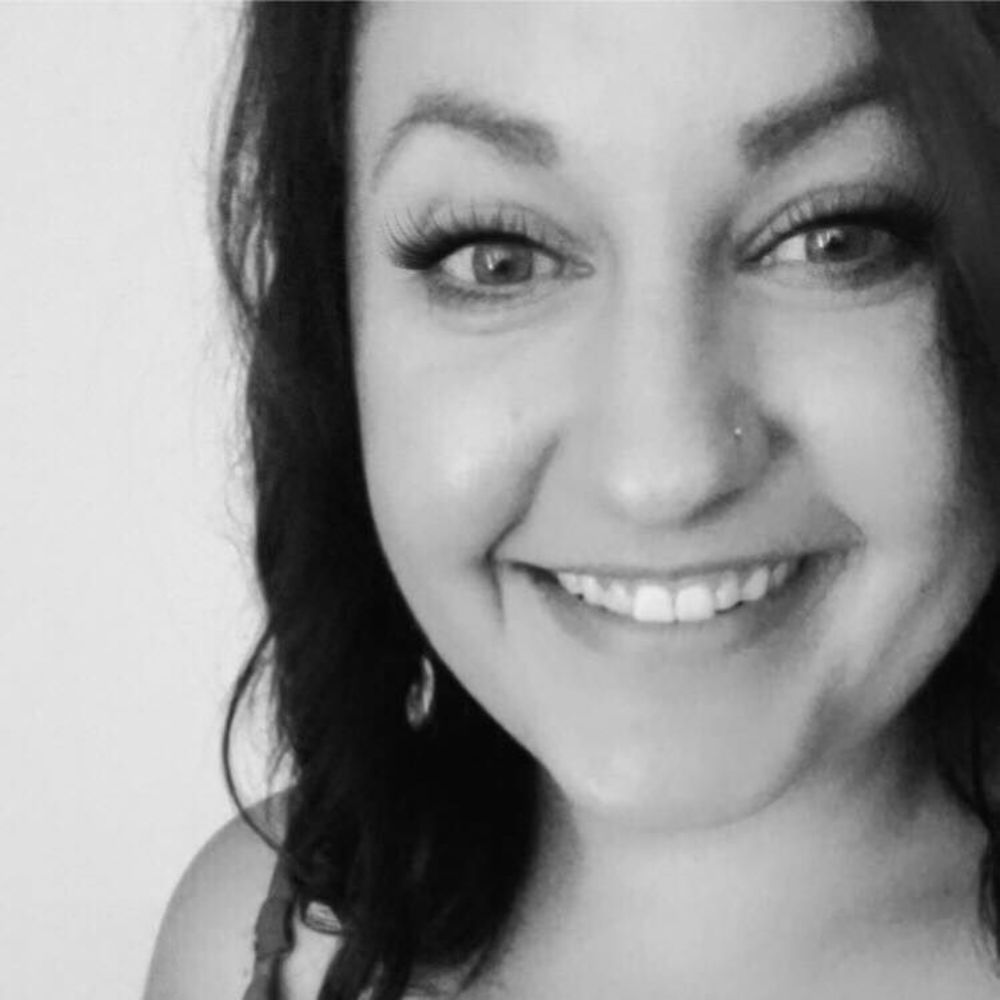 Meet your Posher, Charissa
